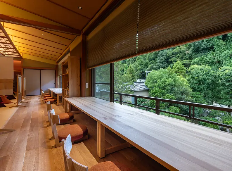 湯上り処 すこやか広間