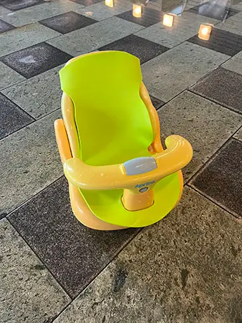 ベビーバスチェア